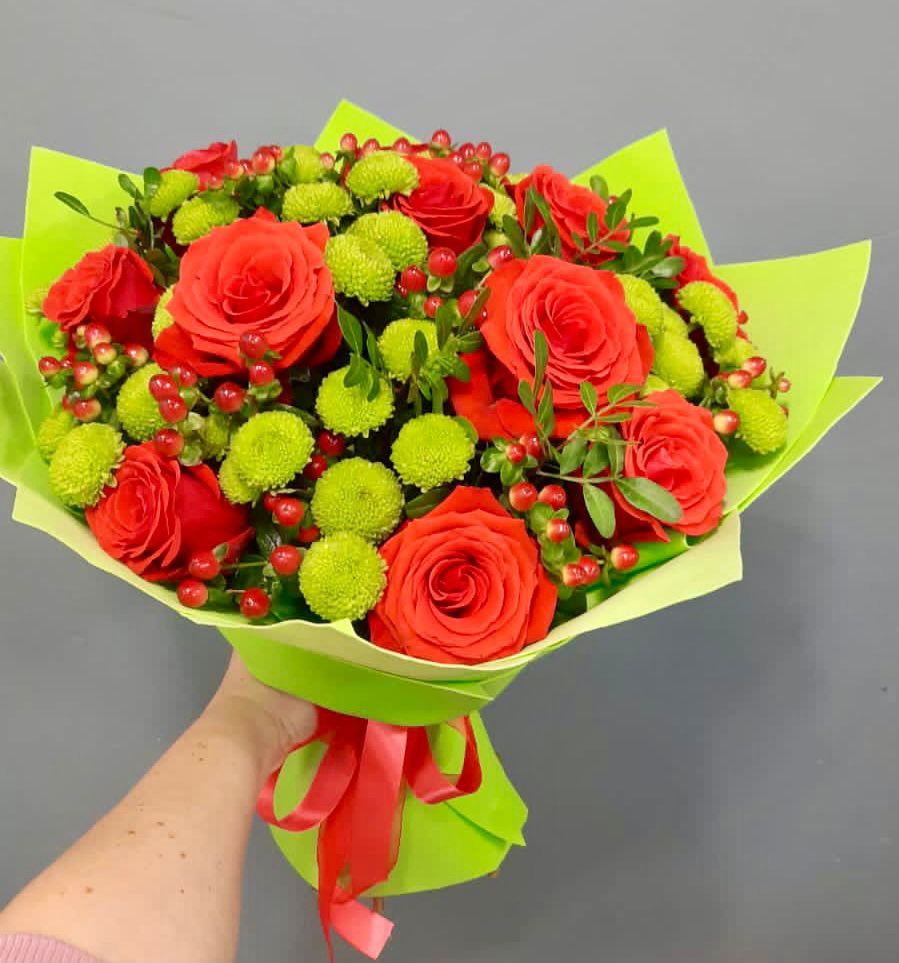 Букет цветов из: Хризантемы и Розы в Тарасово