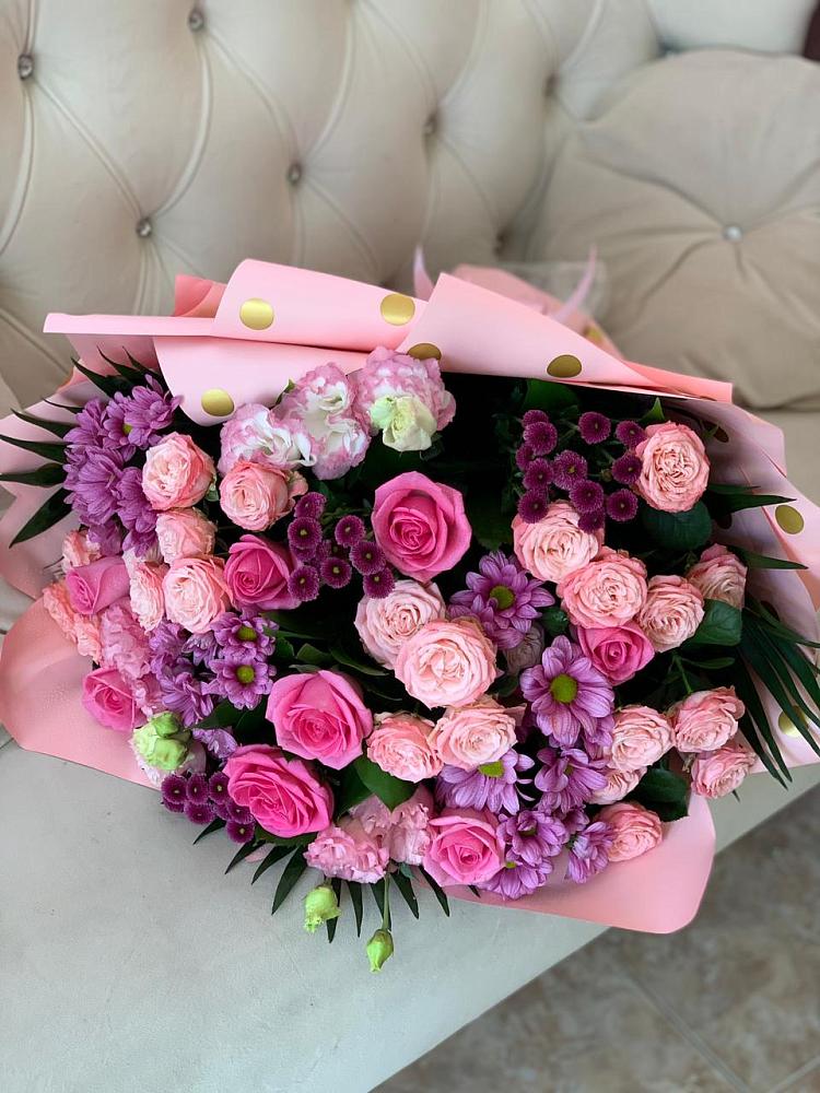 Букет цветов из: Хризантемы, Розы и Лизиантусы в Тарасово