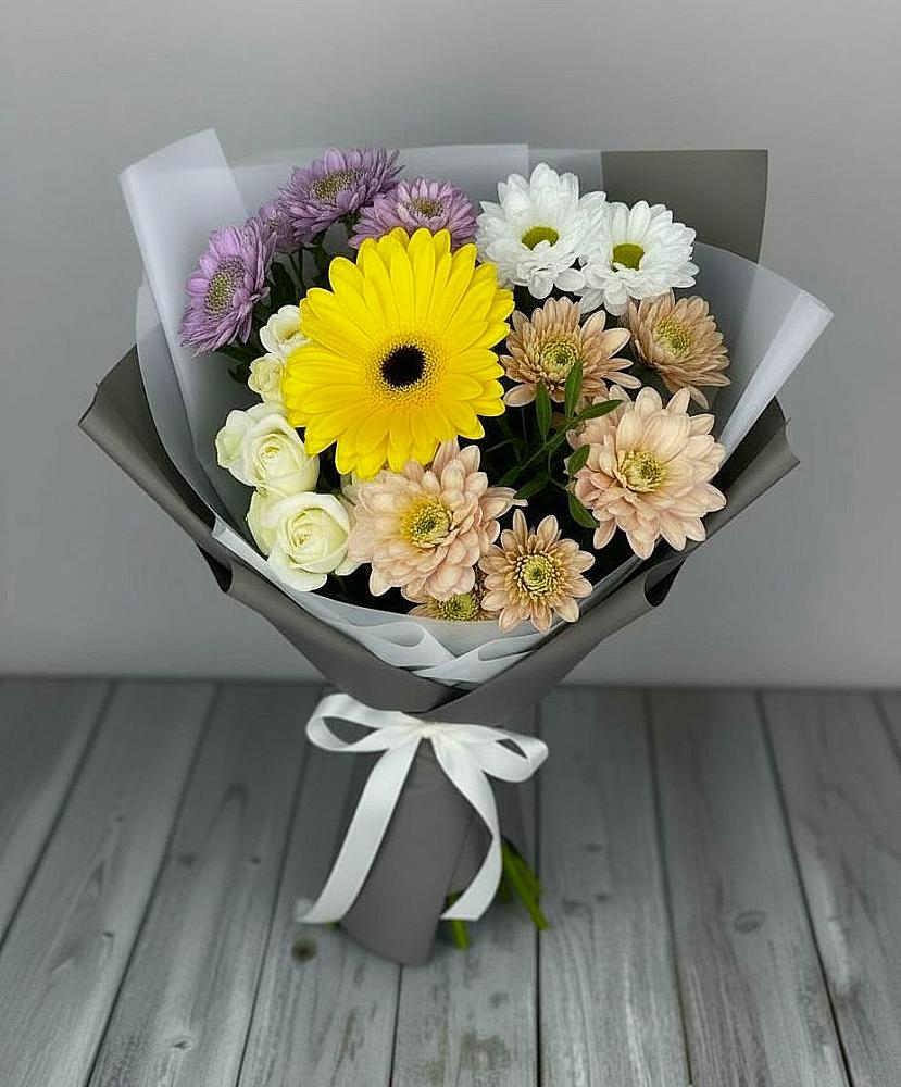 Букет цветов из: Розы, Герберы и Хризантемы в Тарасово