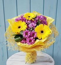 Букет цветов из:  Хризантемы и Герберы в Тарасово