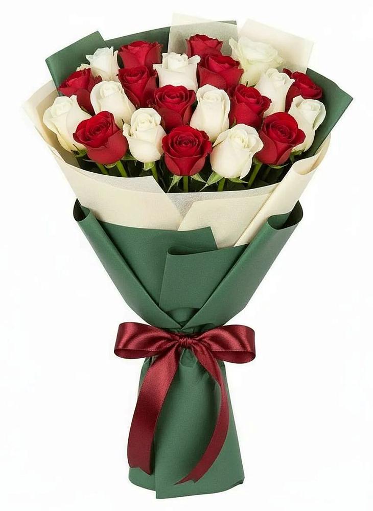 Букет Микс из красных и белых роз в Тарасово