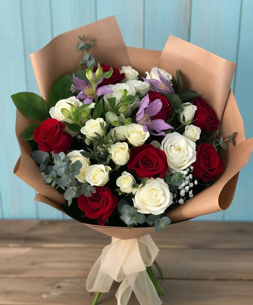 Букет цветов из: Розы и Альстромерии в Тарасово