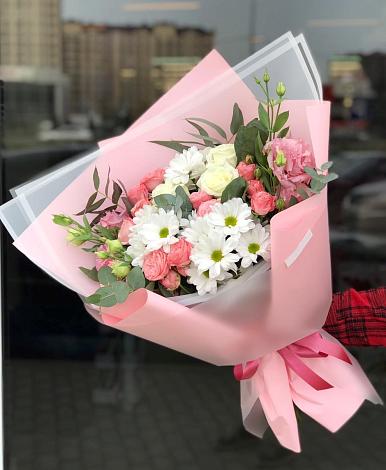 Букет цветов из: Розы, Лизиантусы и Хризантемы в Тарасово